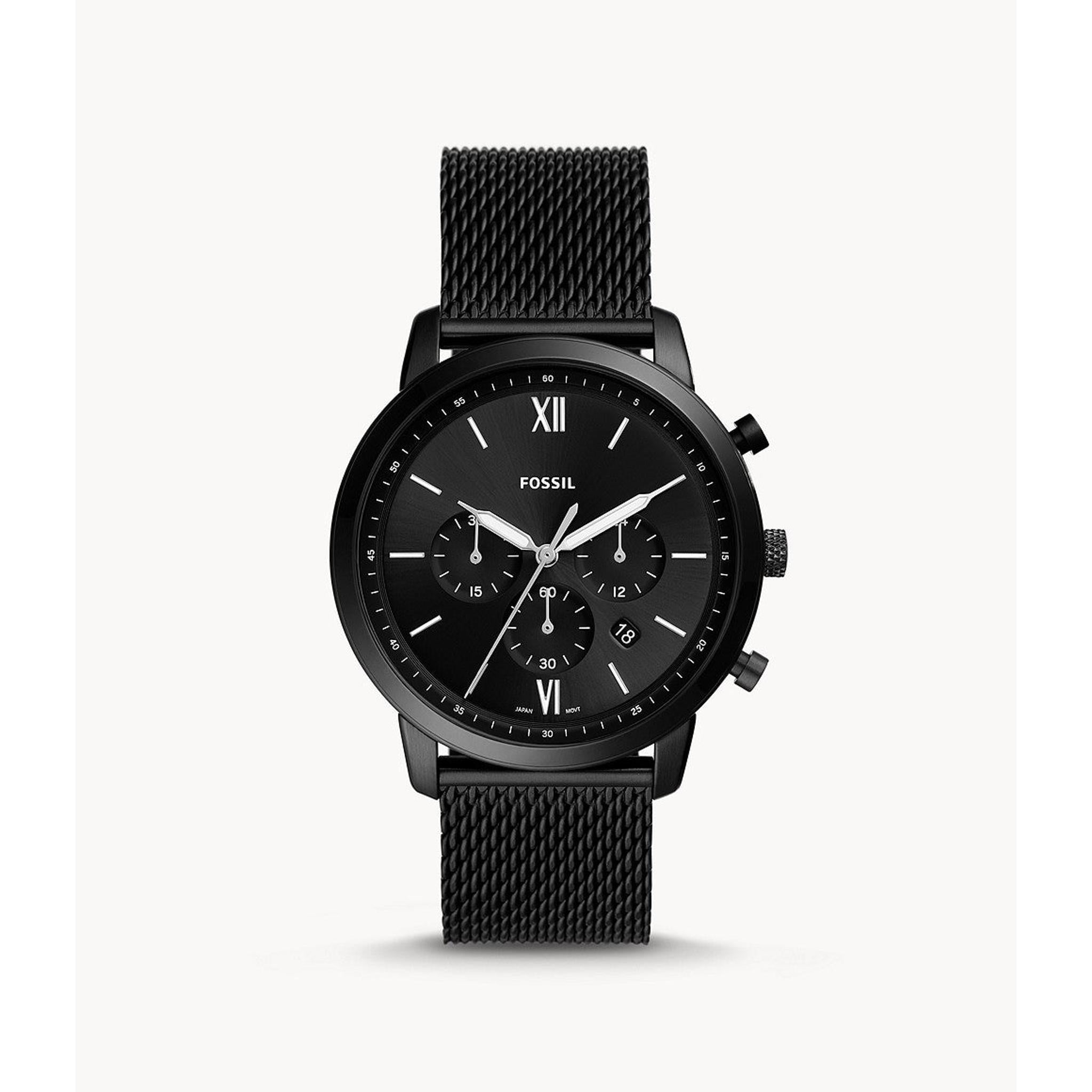 The Fossil Montre Neutra Chrono FS5707 features a black stainless steel mesh strap, three subdials, Roman numerals at 12 and 6, and a date window between 4 and 5 o'clock.