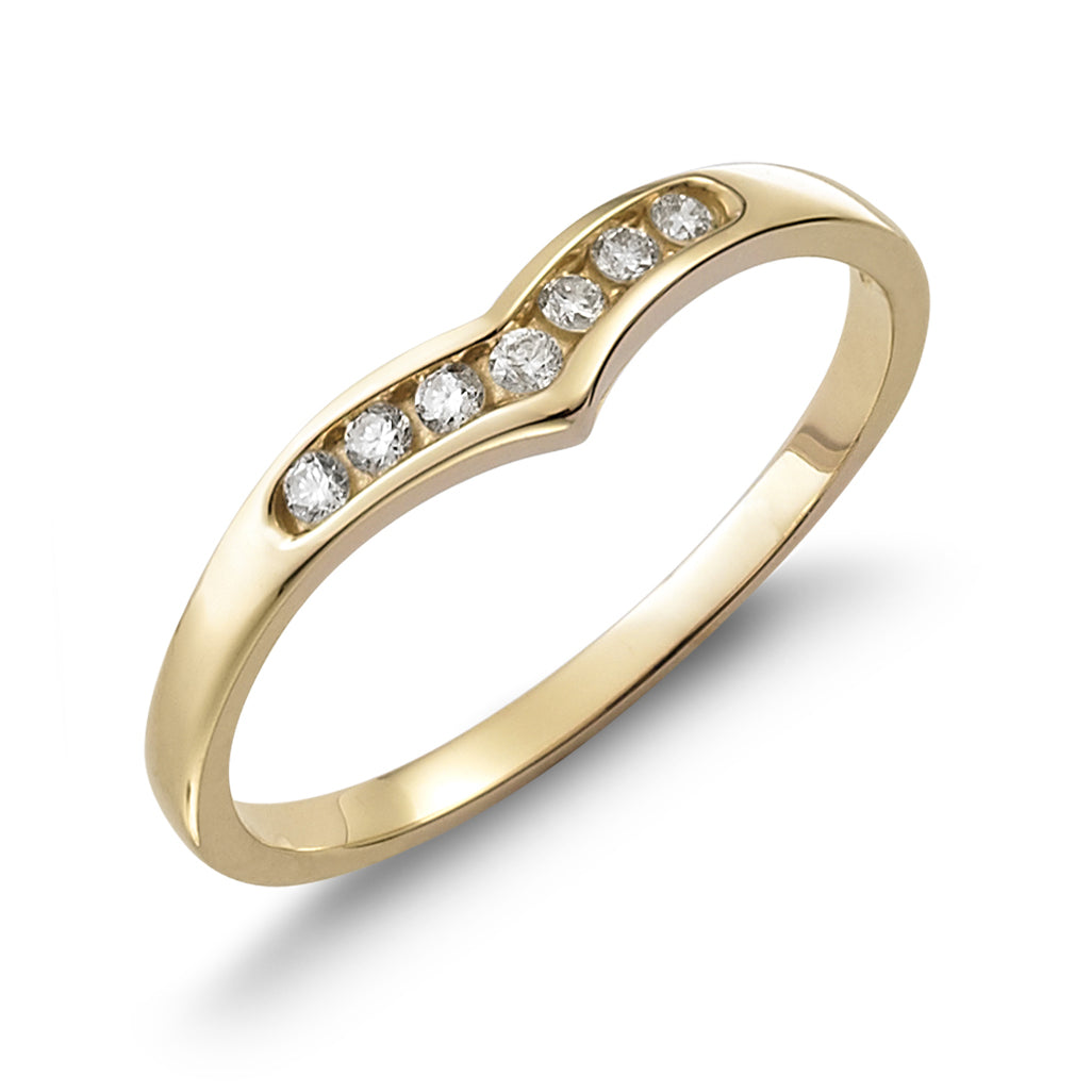 The 9ct Yellow Gold Wishbone Diamond Ring 0.11ct features a curved band adorned with seven small round diamonds set on top.